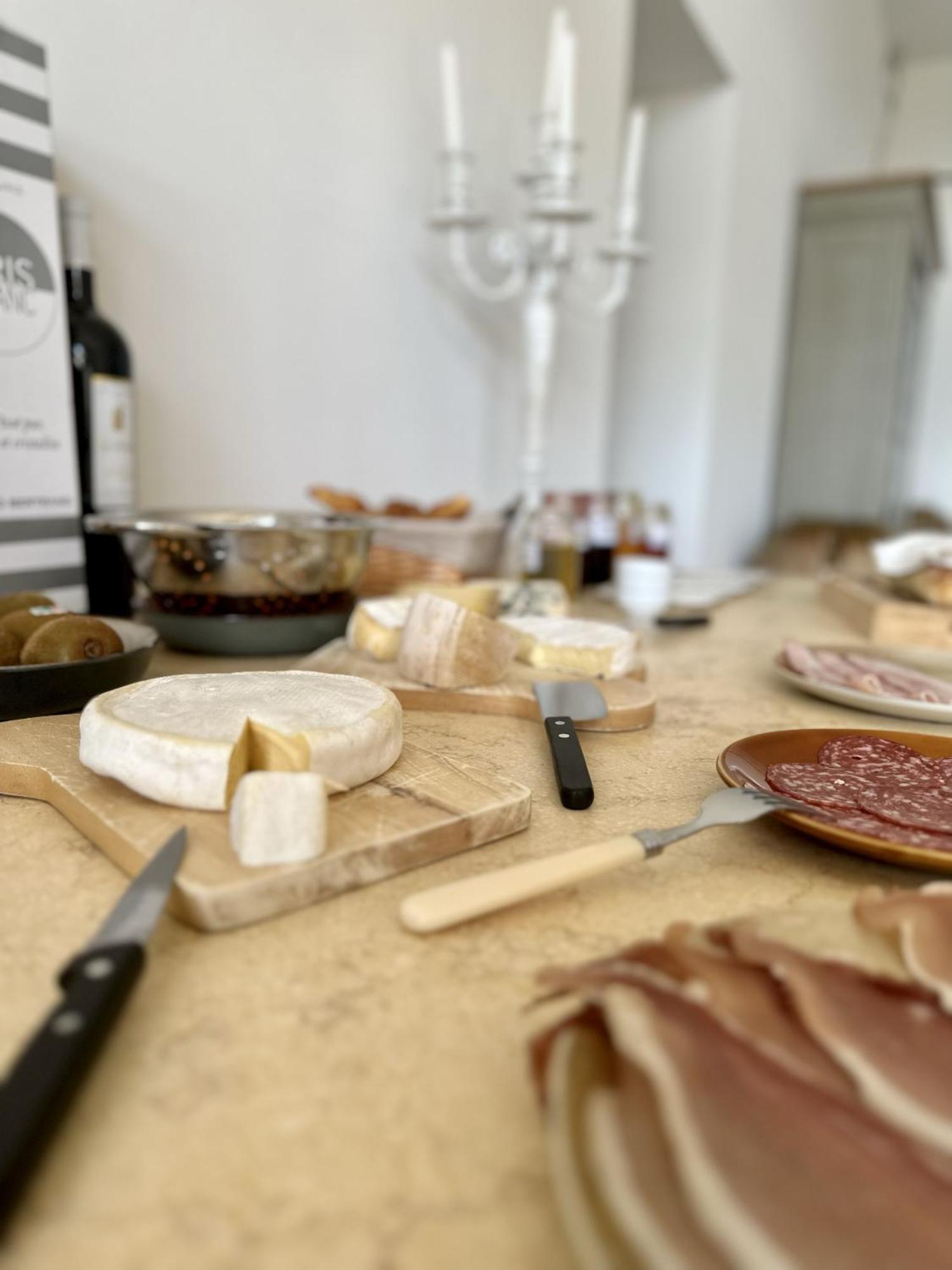 Le Mas Saint Michel Grimaud Bed & Breakfast ภายนอก รูปภาพ
